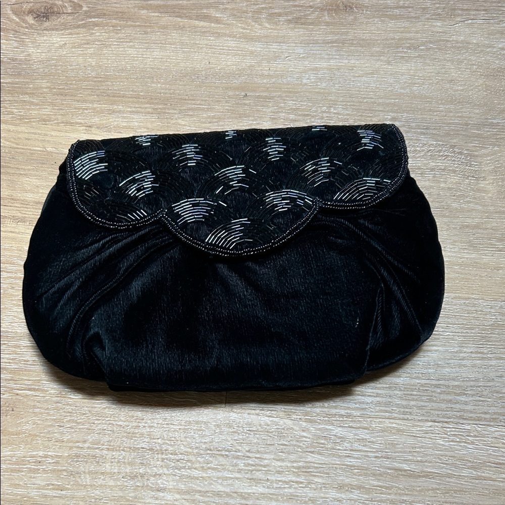 Vintage La Regale Black Velvet Scallop Beaded Clutch